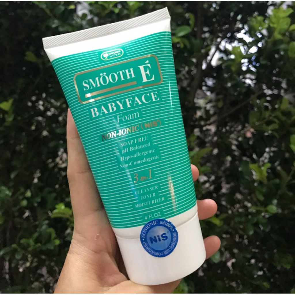 Smooth E Facial Foam 228g.