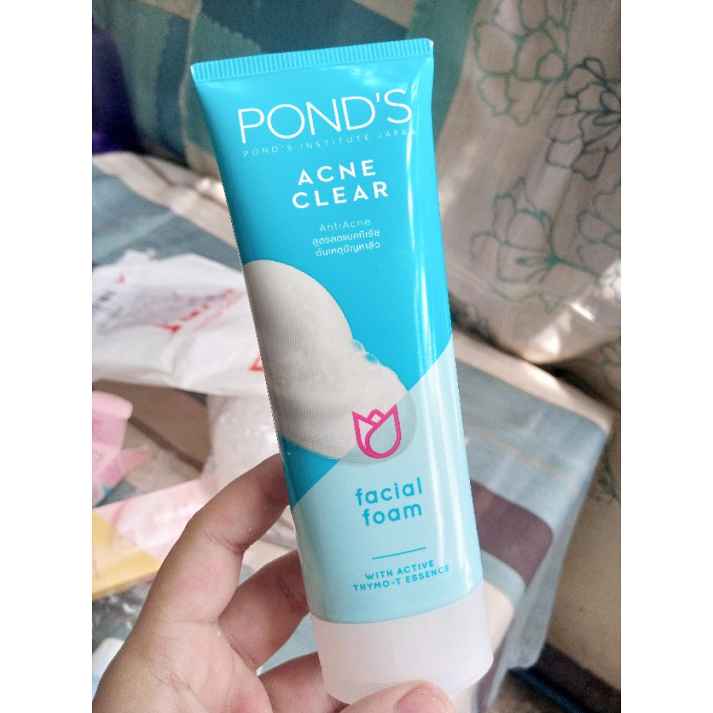 Ponds Acne Clear Anti Acne Facial Foam 100g.