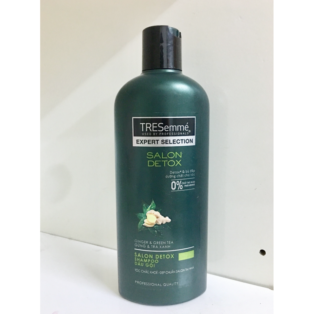 Tresemme Detox And Nourish Shampoo 450ml.