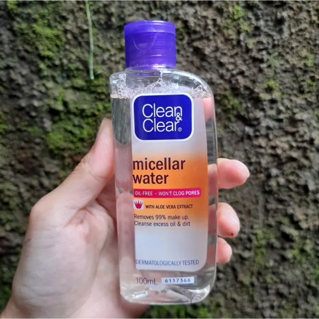 Clean and Clear Micellar Water 100ml.