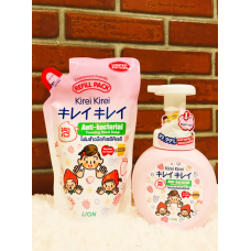 Kirie Foaming Hand Soap Berrie No Kaori 200ml.Refill