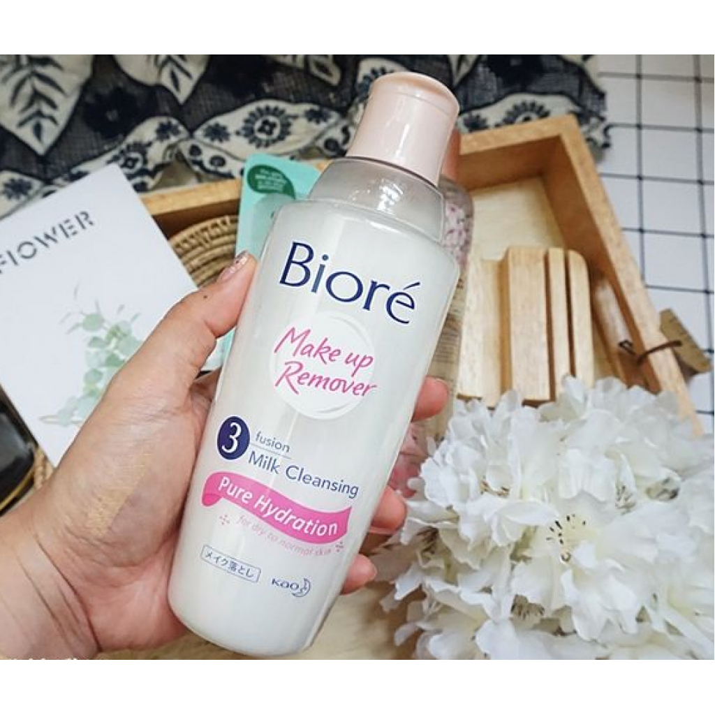 Biore Make Up Remover 3Fusion Milk Cleansing Pure Hydration 300ml.