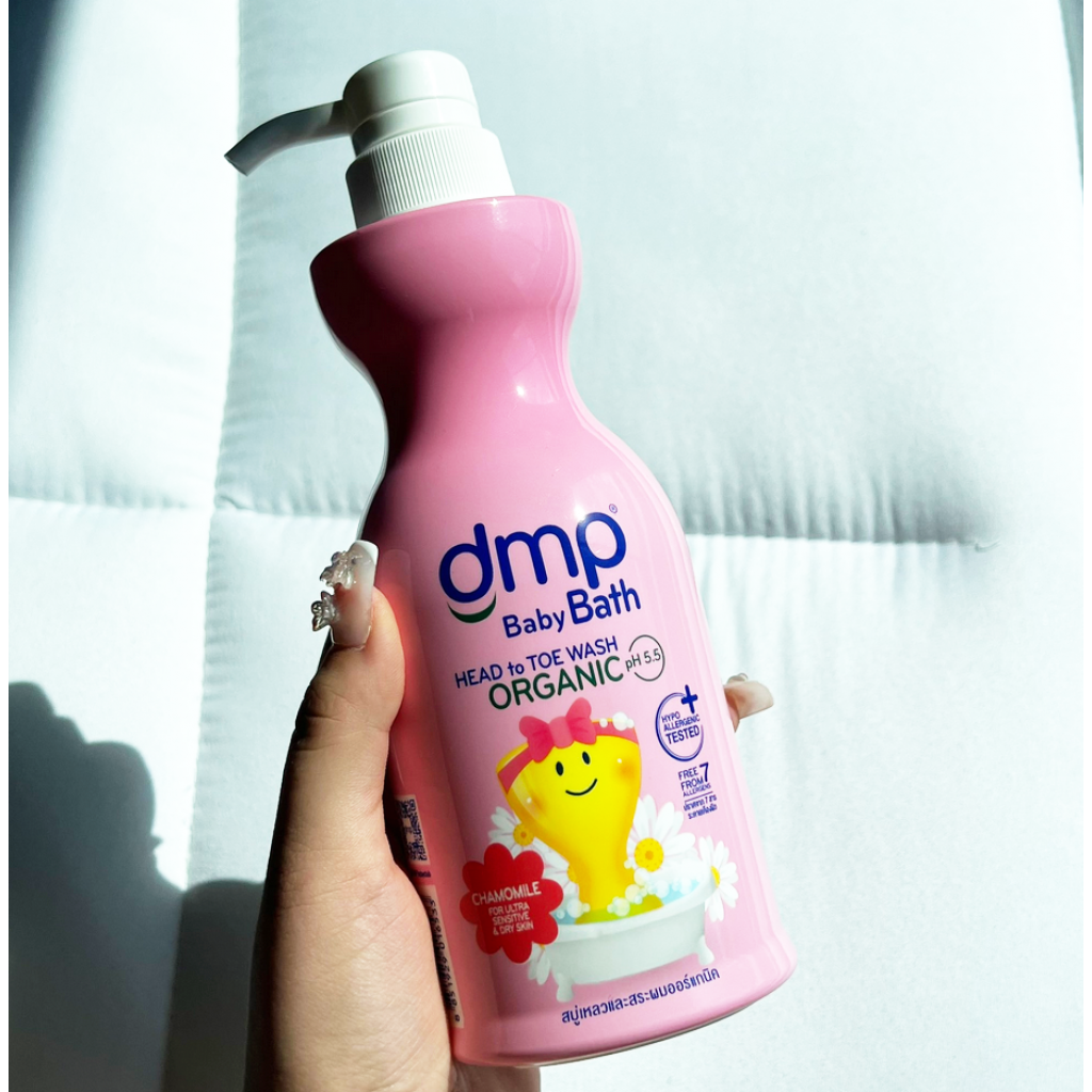 DMP Sakura and Strawberry Baby Bath 480ml.