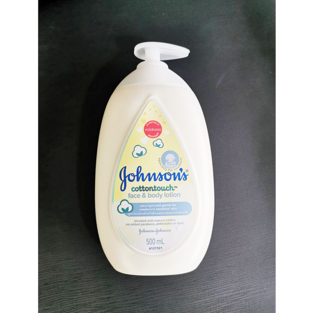 Johnsons Cotton Touch Face and Body Lotion 500ml.