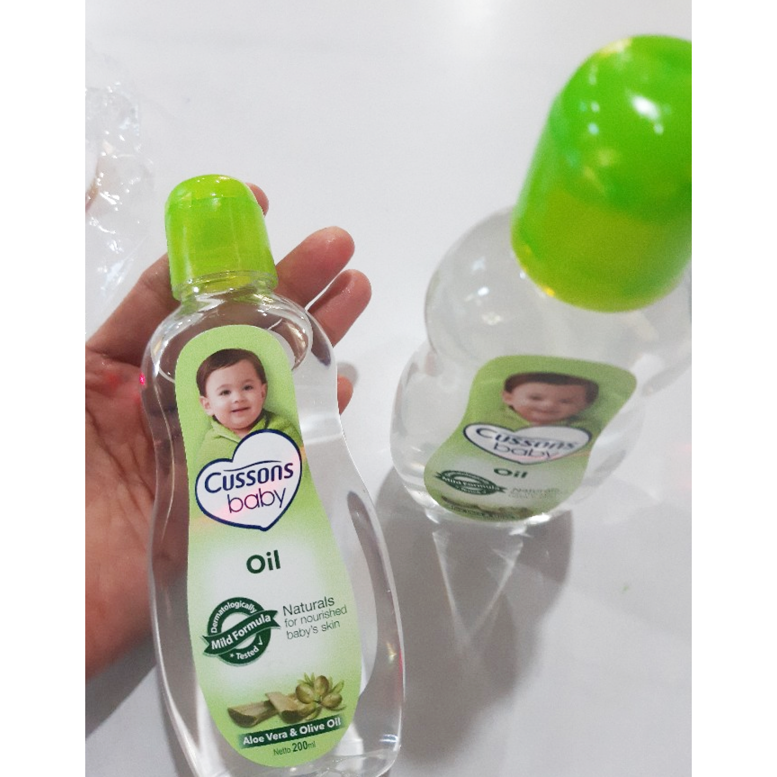 Cussons Baby Oil Green 200ml.Pack 1Free 1