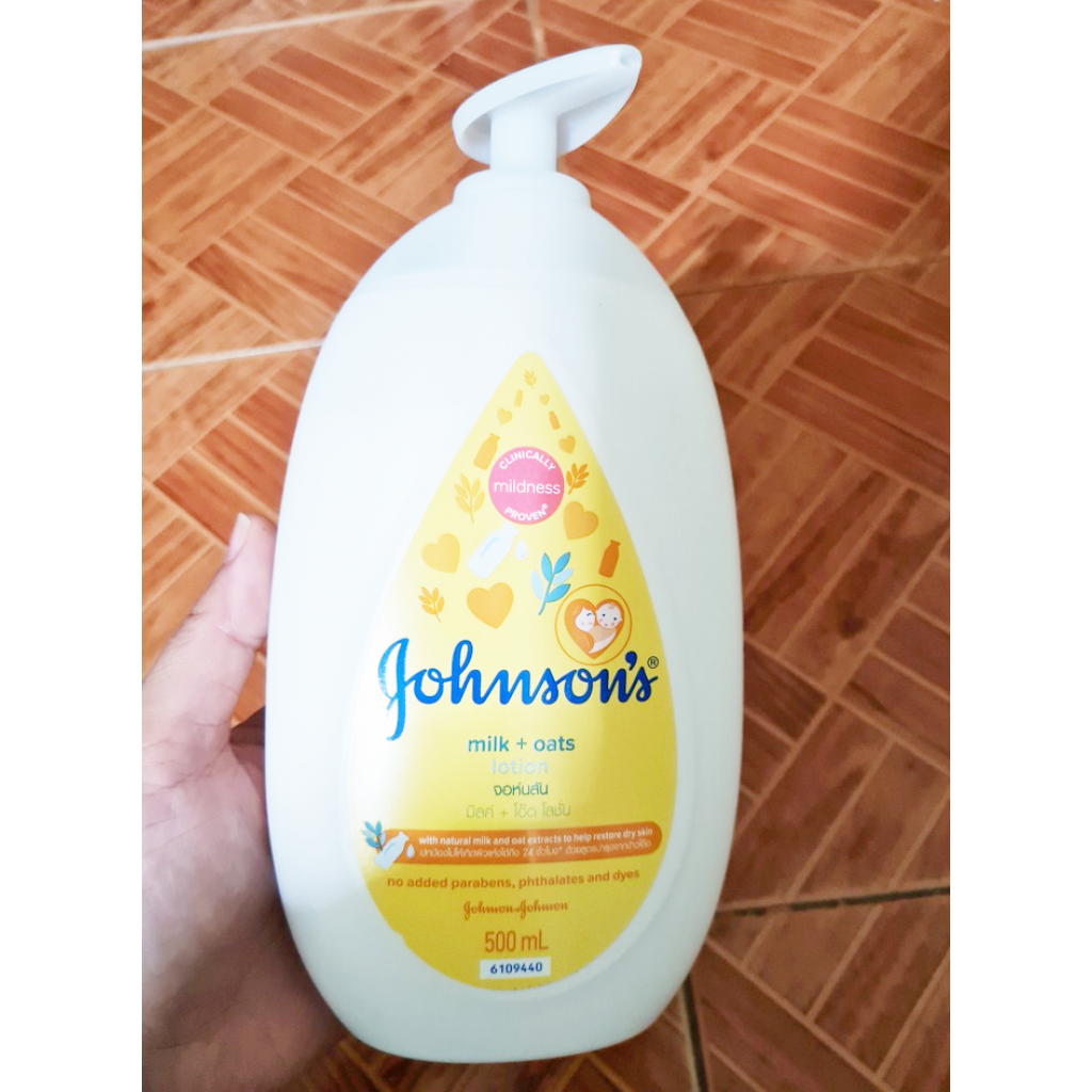 Johnson Milk and Oat Baby Lotion 500ml.