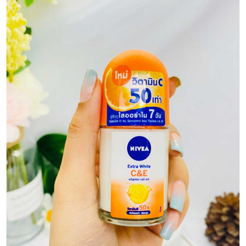 Nivea Extra White C and E Roll On 50ml