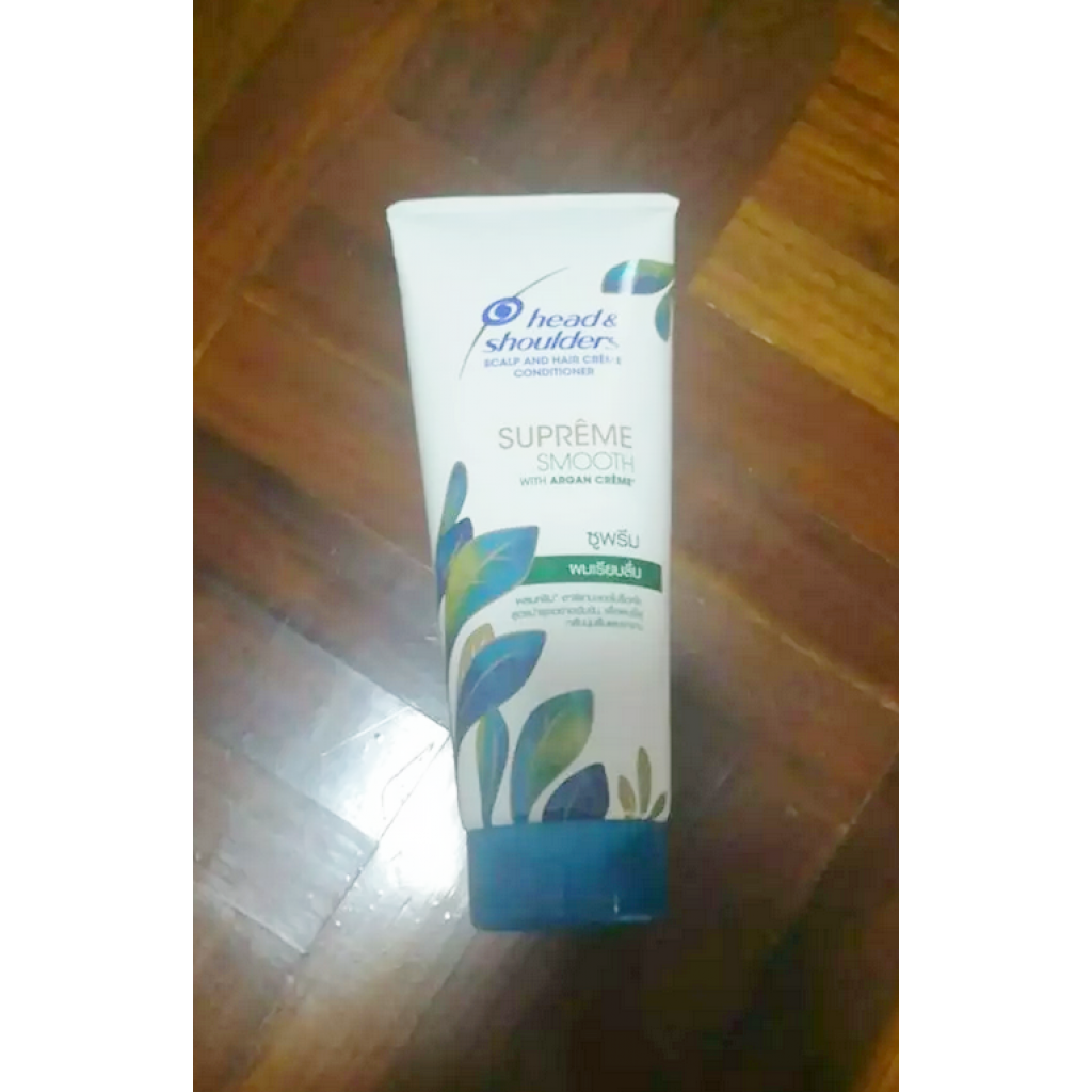 Head and Shoulders Supreme Smooth Hair Conditioner 320ml