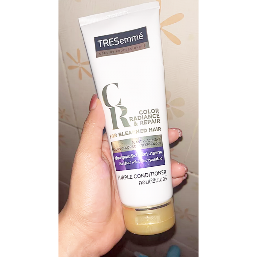 Tresemme Color Radiance and Repair Hair Conditioner 220ml.