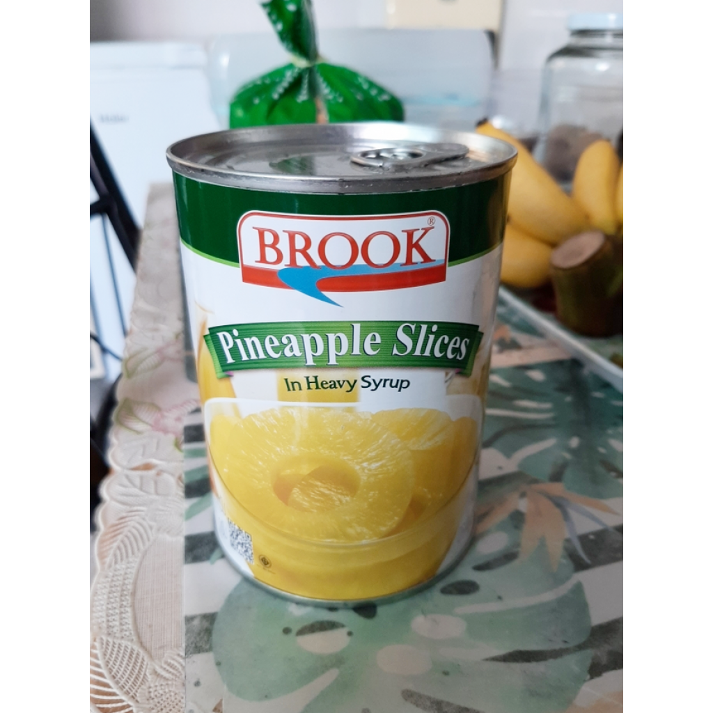 Brook Pineapple Slice 567g.