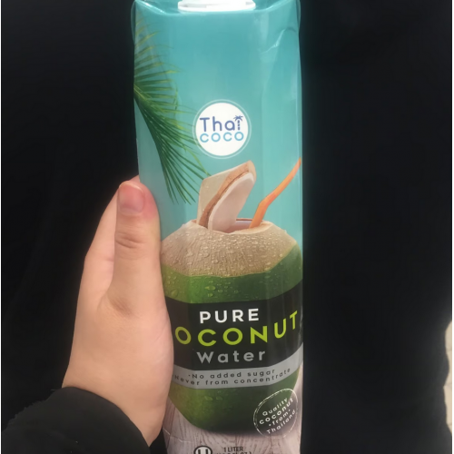 UHT Coconut water 1000 ml. (prisma)