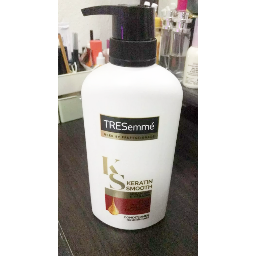 Tresemme Keratin Smooth Hair Conditioner 400ml.