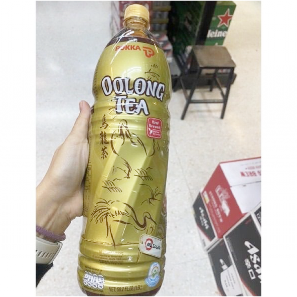 Pokka Oolong Tea 1500ml.